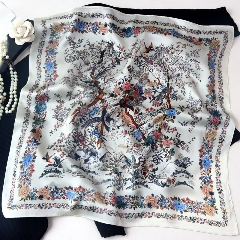 

Women Silk Scarf Small Bandanas Shawls Scarves for Ladies Foulard Femme Lover Mother Gift Clothing Decoration