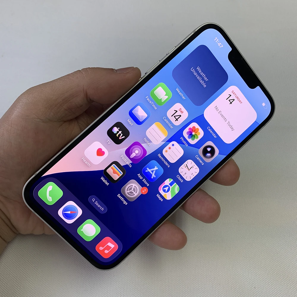 Смартфон Apple iPhone 16e 5G, 128 ГБ/256 ГБ, Face ID, Dual e-SIM, NFC, OLED 6.1', HDR10, 48 МП+12 МП, чип A18, шестиядерный процессор, iOS Смартфон Apple iPhone 16e 5G, 128 ГБ/256 ГБ, Face ID, Dual e-SIM, NFC, OLED 6.1', HDR10, 48 МП+12 МП, чип A18, шестиядерный процессор, iOS