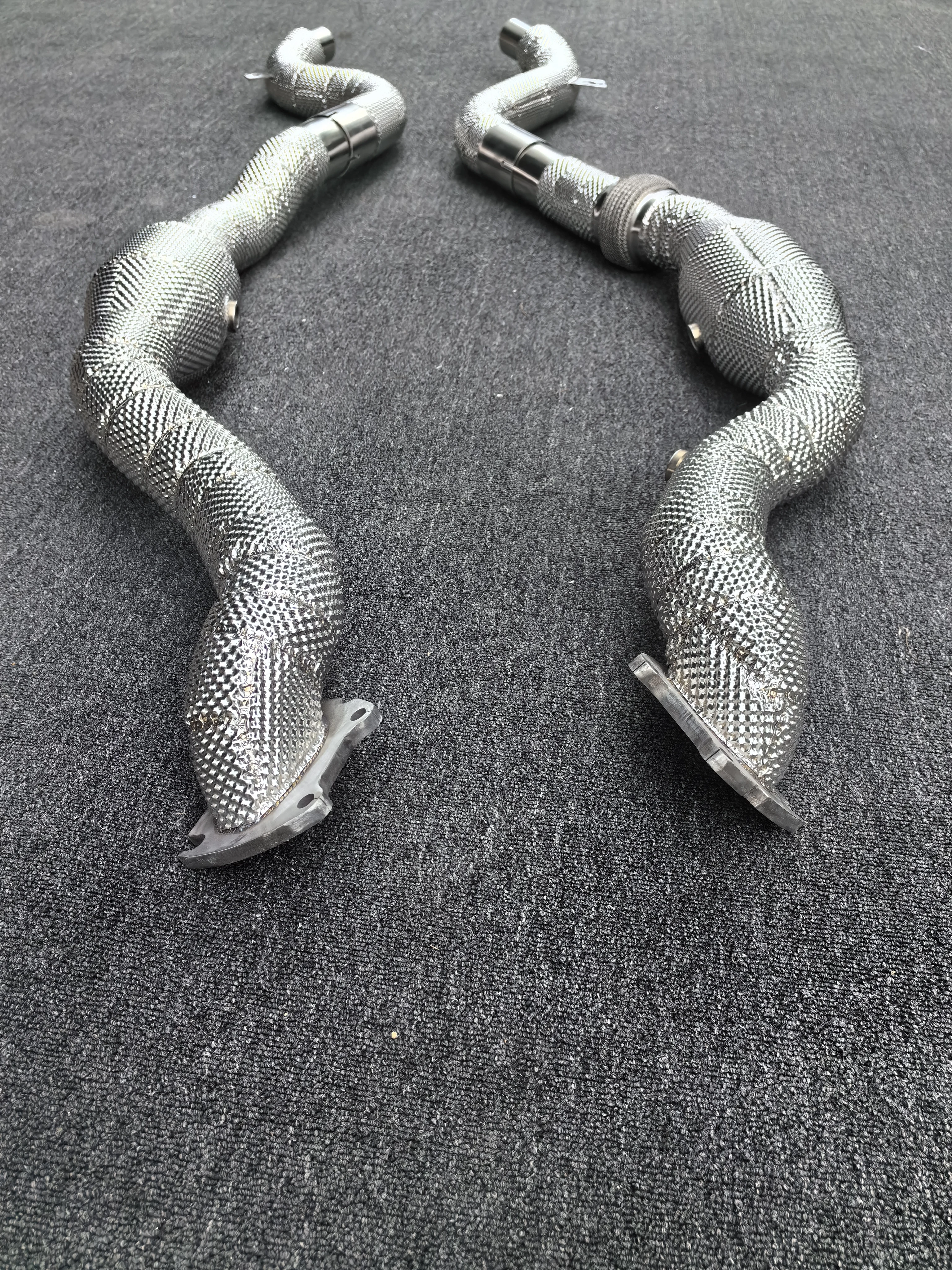 ACE Hochleistungs-Sport-Downpipe für Dodge Challenger 3.6 V6 2015-2023 Edelstahl-Qualitäts-Auspuffrohr mit Wärmeschutz – Detail 10
