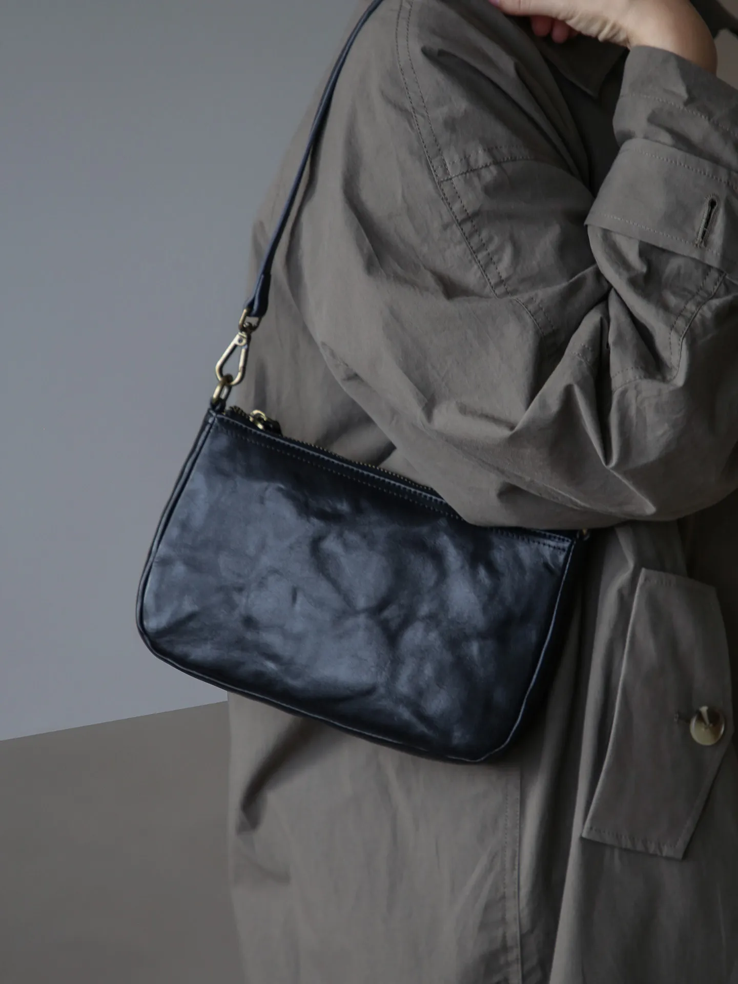 vintage designer handmade pleated vegetable tanned cowhide women's shoulder bag simple casual genuine leather underarm bag