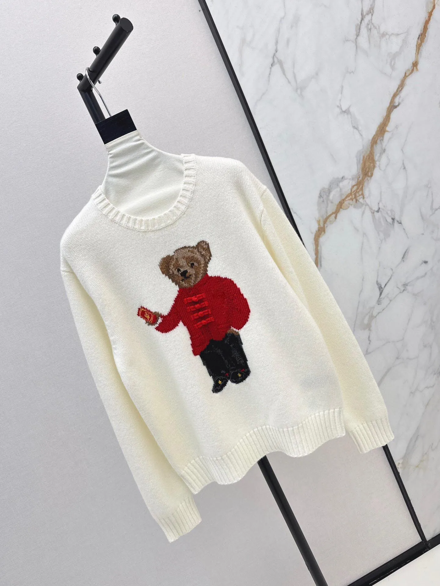 2024 New Women's Sweater Fashion Exquisite Wool Blended Cute Cartoon Bear Sweater High Quality Knitted Sweater