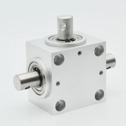 1:1 Horizontal Right Angle Gearbox 15mm shaft 1.5M 20T 90-Degree Commutator Side Installation