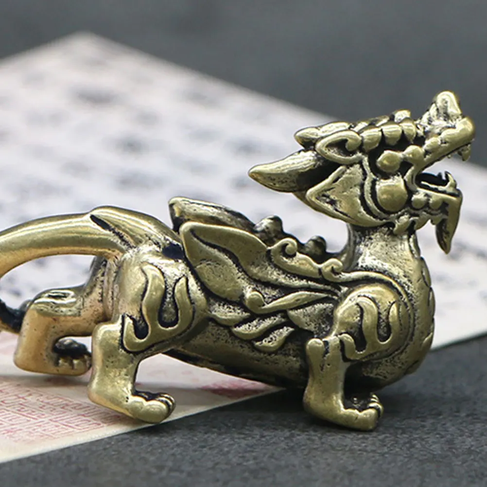 

Copper Mythical Beast Keychain Pendant Premium Retro Craft Decorative Car Ornament DIY Key Ring Pendant Car Copper Ornament