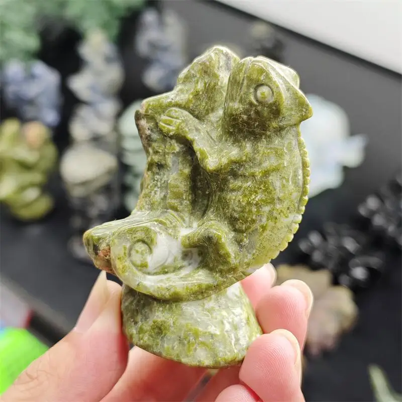 Natural Green Quartz Agate Chameleon Carving Animal Statue Healing Fengshui Sculpture For Decoration Holiday Gift 1pcs