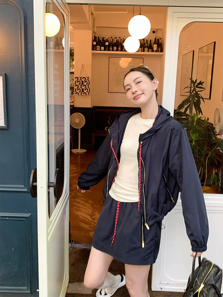 

Спортивный костюм Color Blo: повседневная толстовка с капюшоном и юбка, свободные брюки на шнурке, полиэстер, застежка-молния