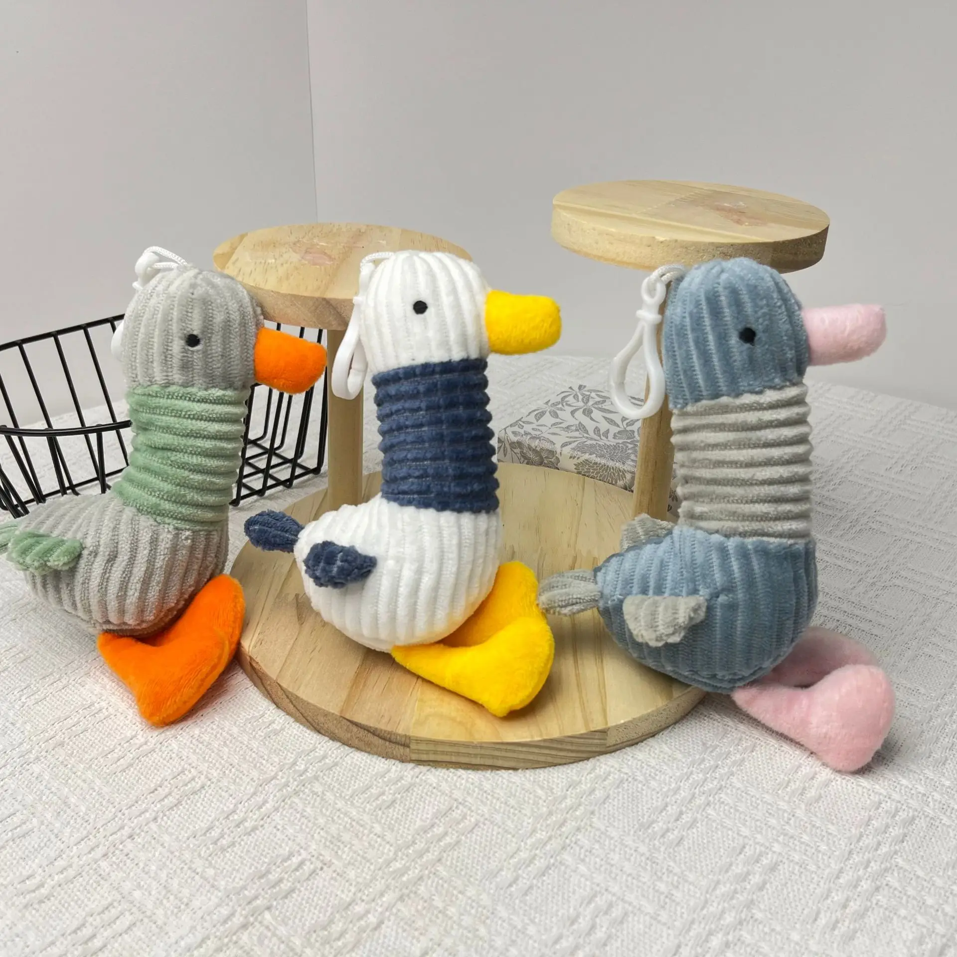 

Cartoon Cute Plush FOR Ugly Duck Keychain Toy Soft Key Ring Lady Girl Charm Bag Pendant Car New Kids Cute Duck Keyring Children