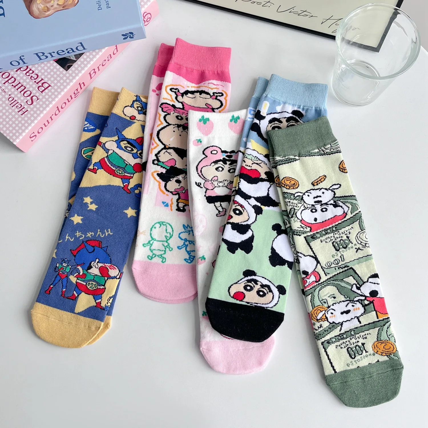 

Crayon Shin-chan cartoon socks kawaii combed cotton mid-calf women's socks men and women's anime cartoon stockings