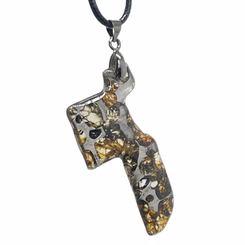4.6g Seymchan Olive Meteorite manual Pendant Olive Meteorite Natural Olive Meteorite Necklace Pendant Specimen Collection- LB152