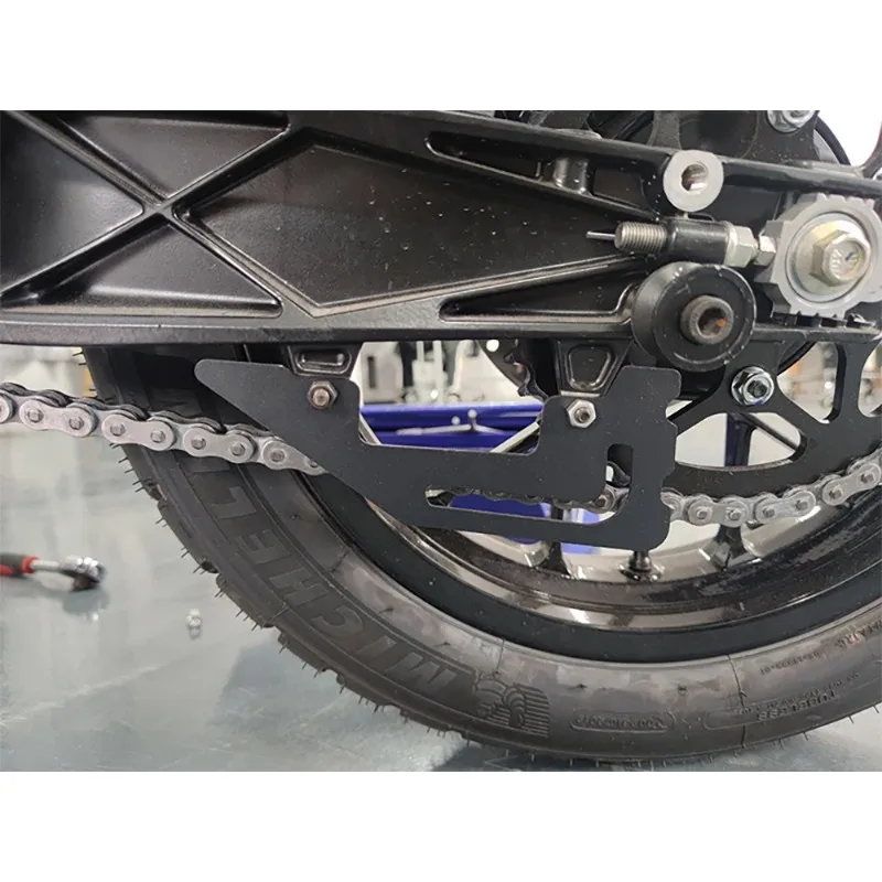 

Motorcycle accessories suitable for KTM 390 adventure 2021-2024 modified protective cover chain decorative cover anti-fall cover