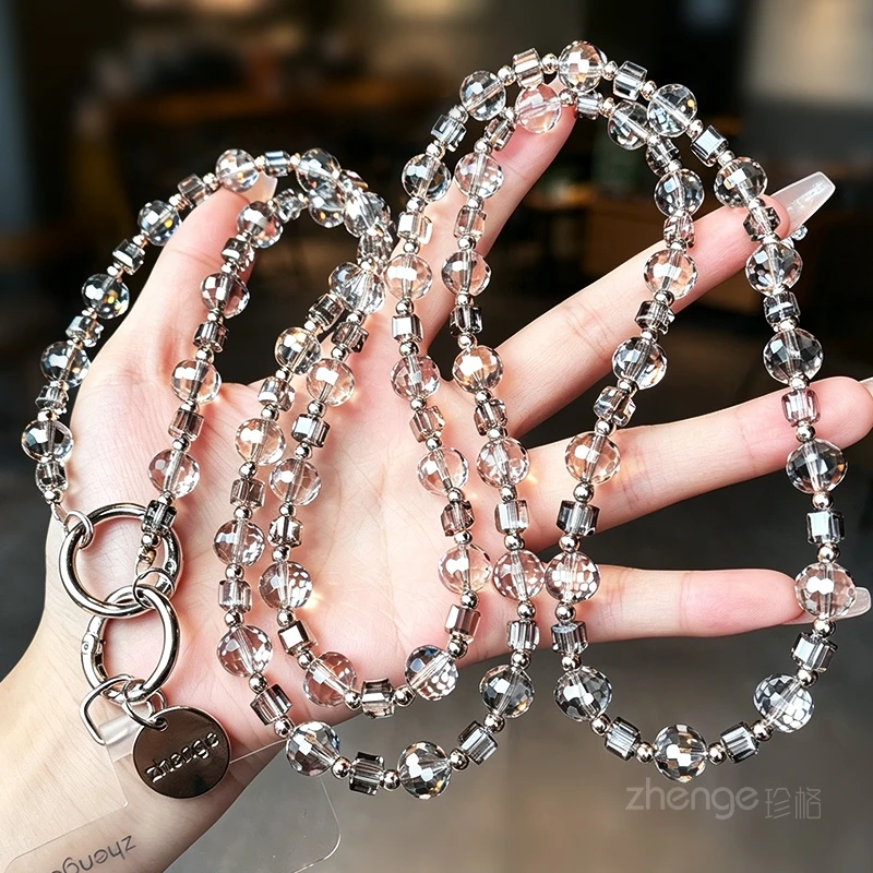 سلسلة هاتف محمول أنيقة مزينة ب - مراجعة Travel Accessories High End وسعره