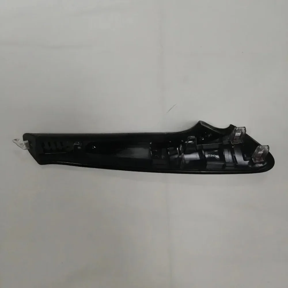 ABS Right Front Door Inner Armrest Inner Handle Door Auxiliary Cover in Stock for Lexus CT CT200h