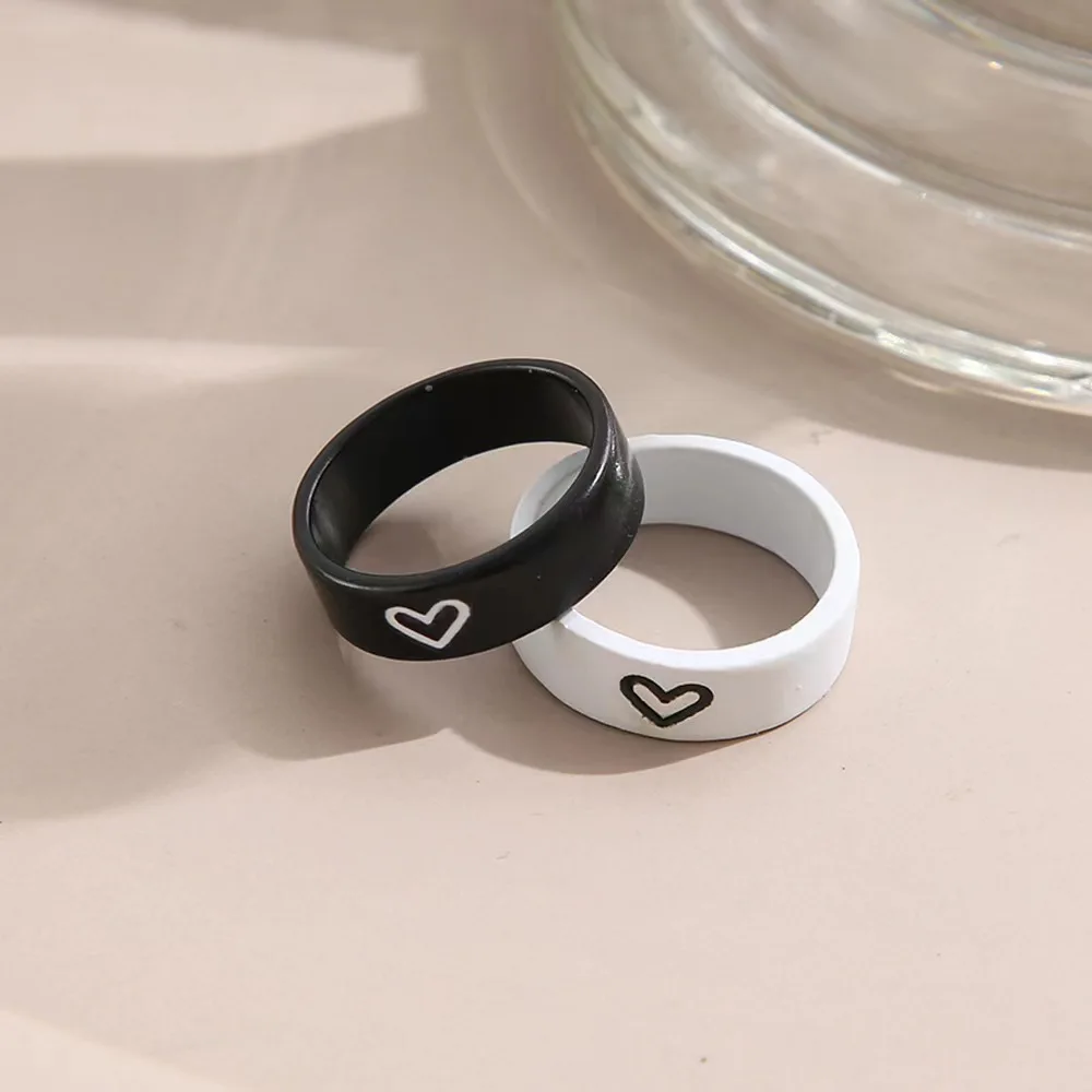 2PCS Cross-Border Minimalist Cute Black White Love Couple Friendship Rings Set