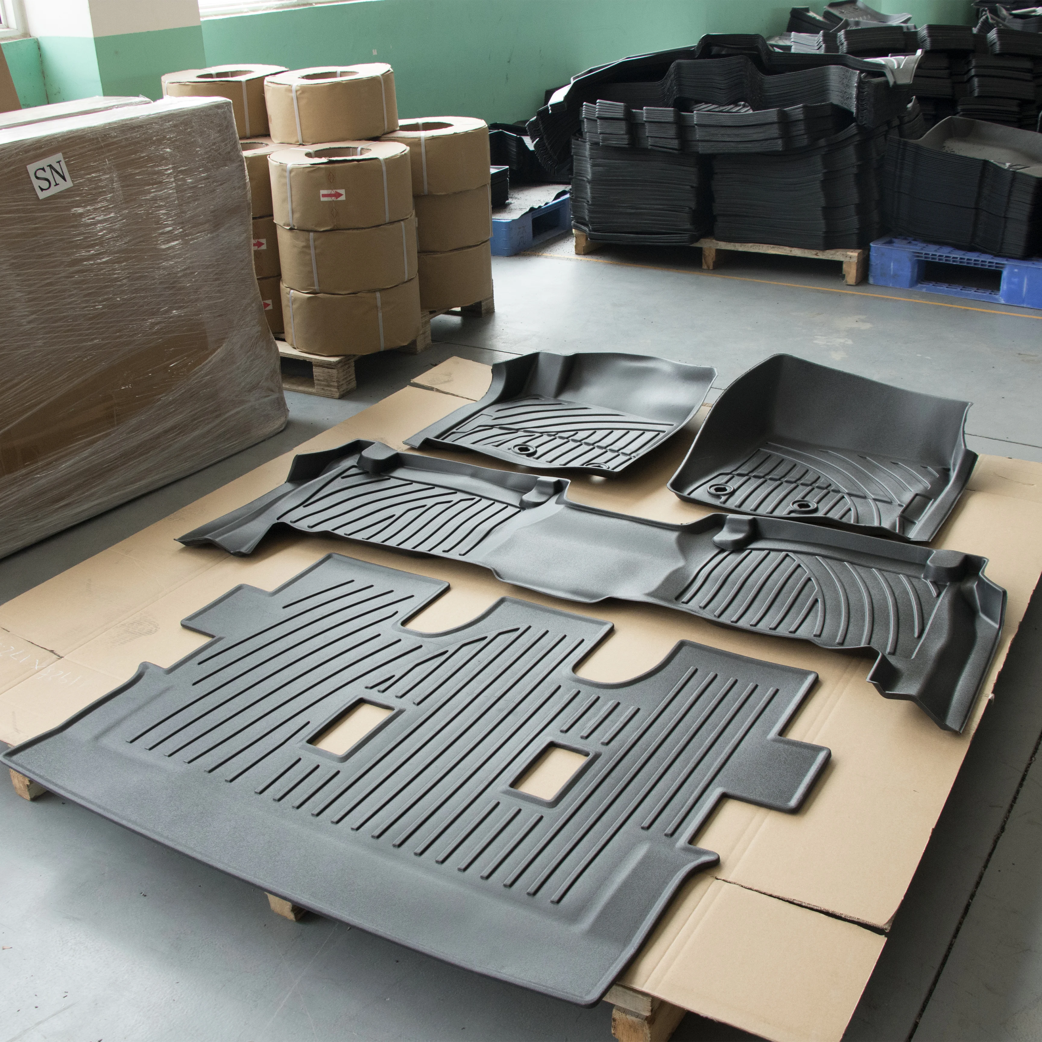 

Floor Mats Carpet Front Rear Car Mats 3D TPV Rubber Car Floor Mat for Toyota Land Cruiser 200 LC200