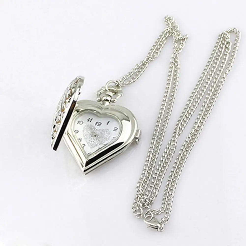 2023 Pocket Watch Trend Watch Vintage Hollow Heart-shaped Alloy Vintage Pocket Watch Quartz Pocket Watches Gifts Clock