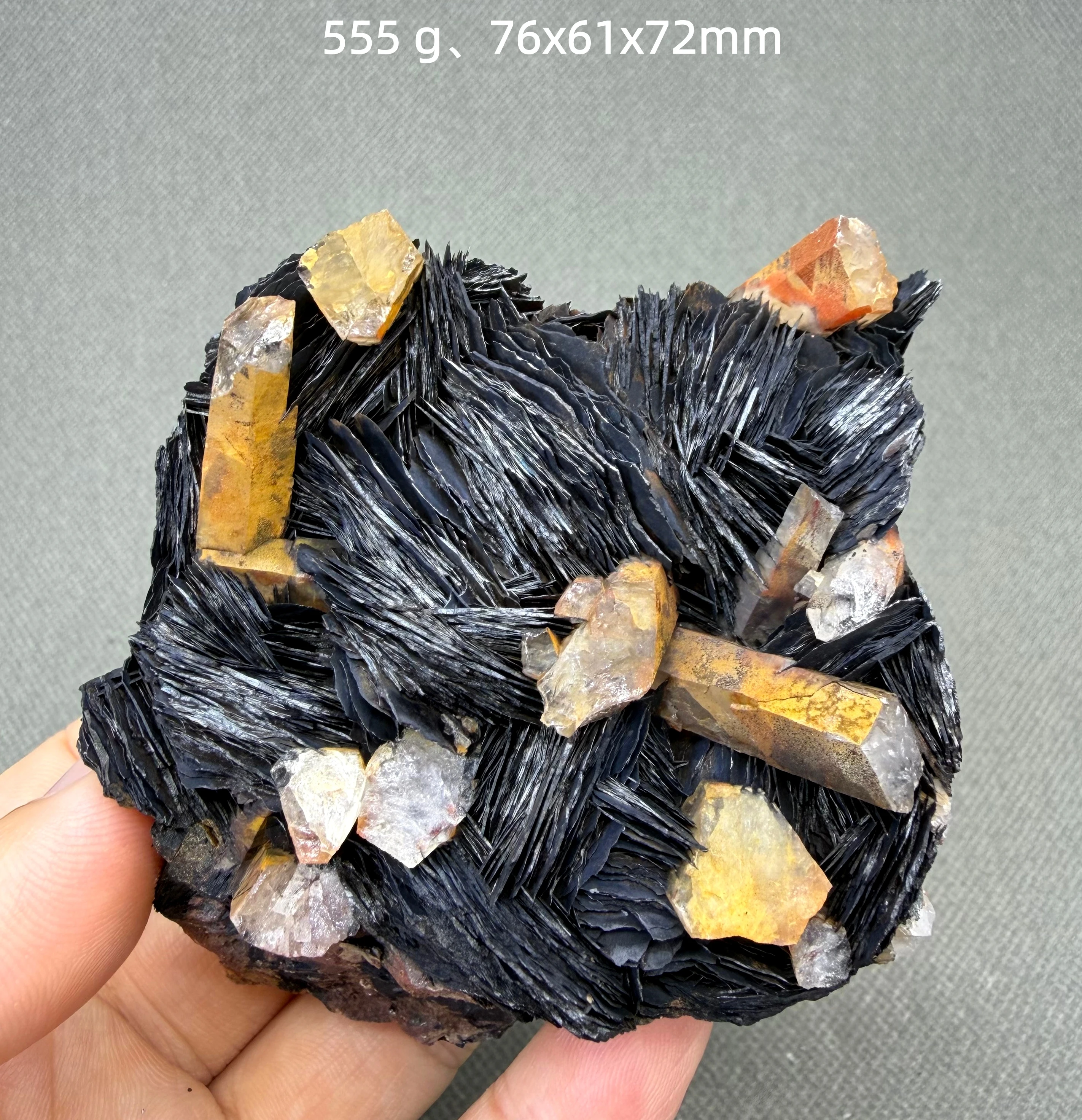 Spécimen minéral de speculairite naturelle et d'hématite + cristaux et pierres de quartz de guérison, pierres précieuses