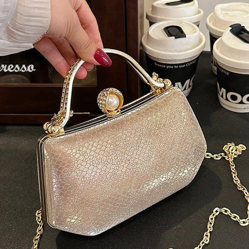 Borsa a tracolla da donna di lusso realizzata in pelle, design alla moda per pendolari e look classico vintage di Parigi ​