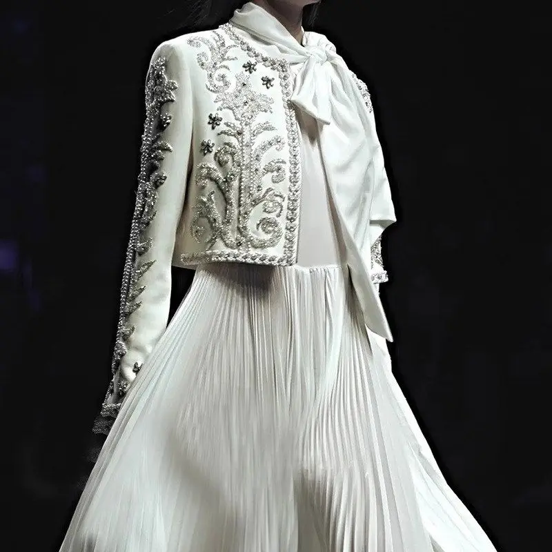 

Summer Fashion Set Women's Long Sleeve Heavy Embellished Diamond Short Jacket And Half Skirt Pleated Stylish Three Piece Suit