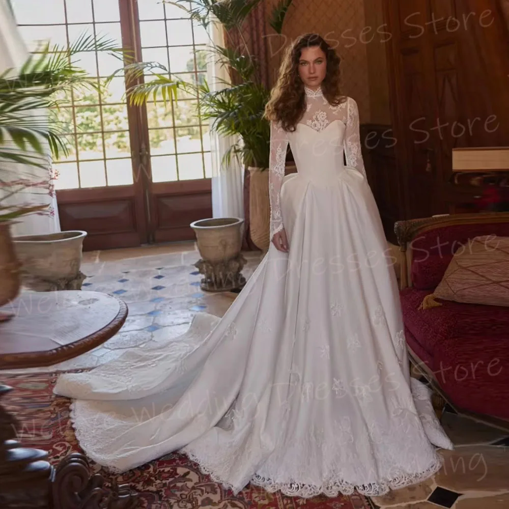 Luxurious A Line Women's Long Sleeve Lace Appliques Satin Wedding Dresses Robe De Mariée Customized Bride Gowns Vestido De Novia