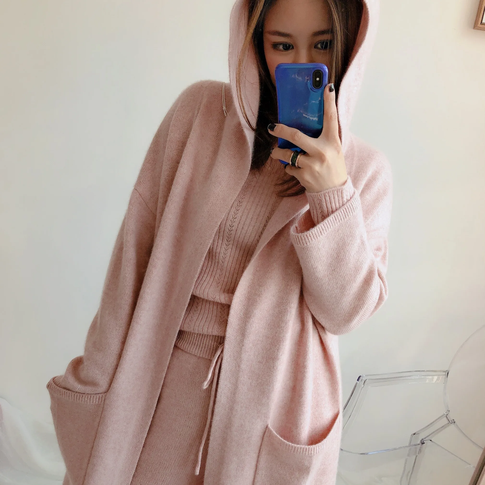 

Cashmere sweater women's loose hoodie long hooded cardigan sweater knitted coat coat autumn and winter