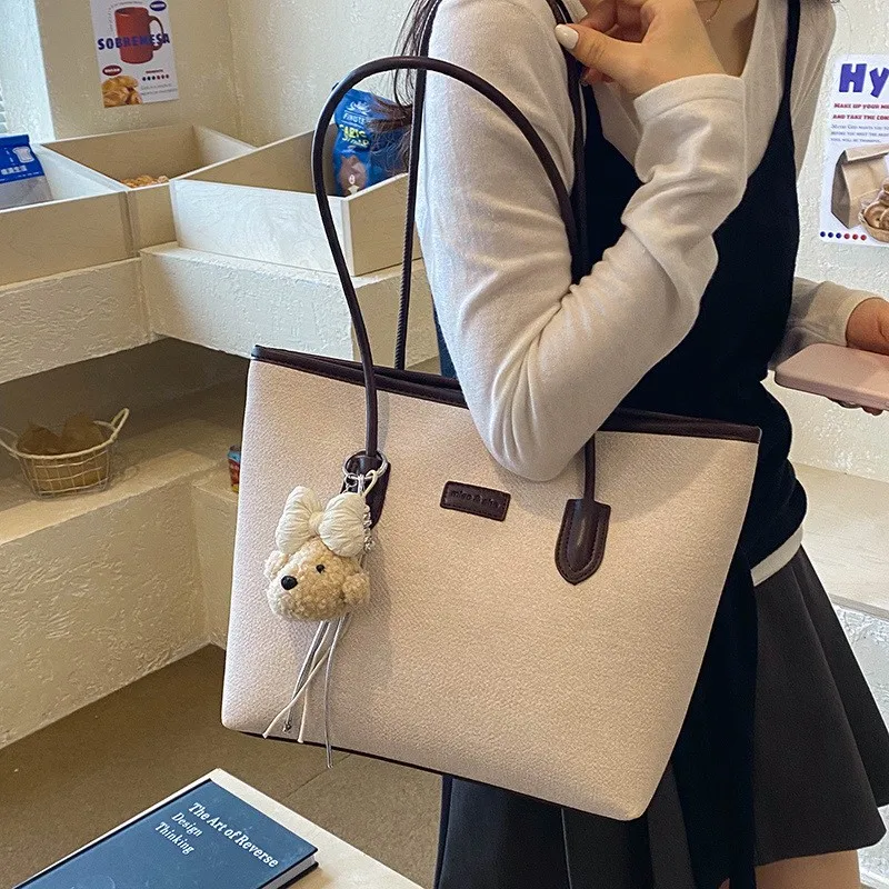 Women's Denim Large Capacity Shoulder Tote - usage example