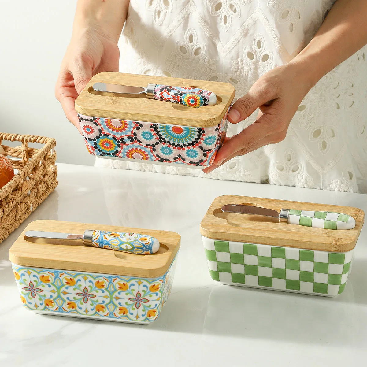Rustic Ceramic Butter Dish with Lid & Knife – Farmhouse Kitchen Storage Container for Cheese, Butter, Spreads