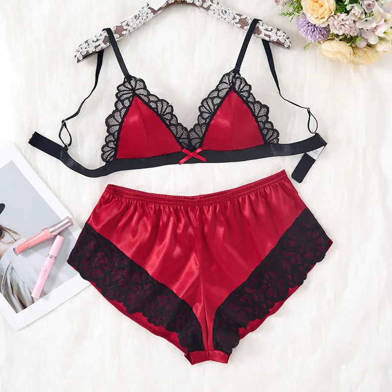 

Sexy Pajamas Woman Red Pajama Sets Triangle Cup Bra+Shorts 2 Pieces Home Clothes Lace Honeymoon Sexy Nightear Boudoir Pajamas