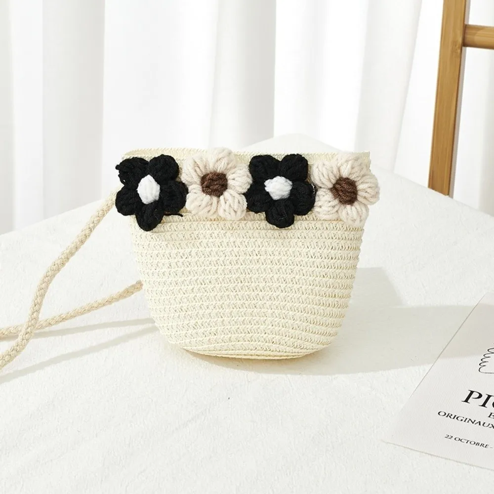 Cute Knitted Flowers Straw Bag Mini Lightweight Summer Beach Bag Zipper Kids Crossbody Purse for Children