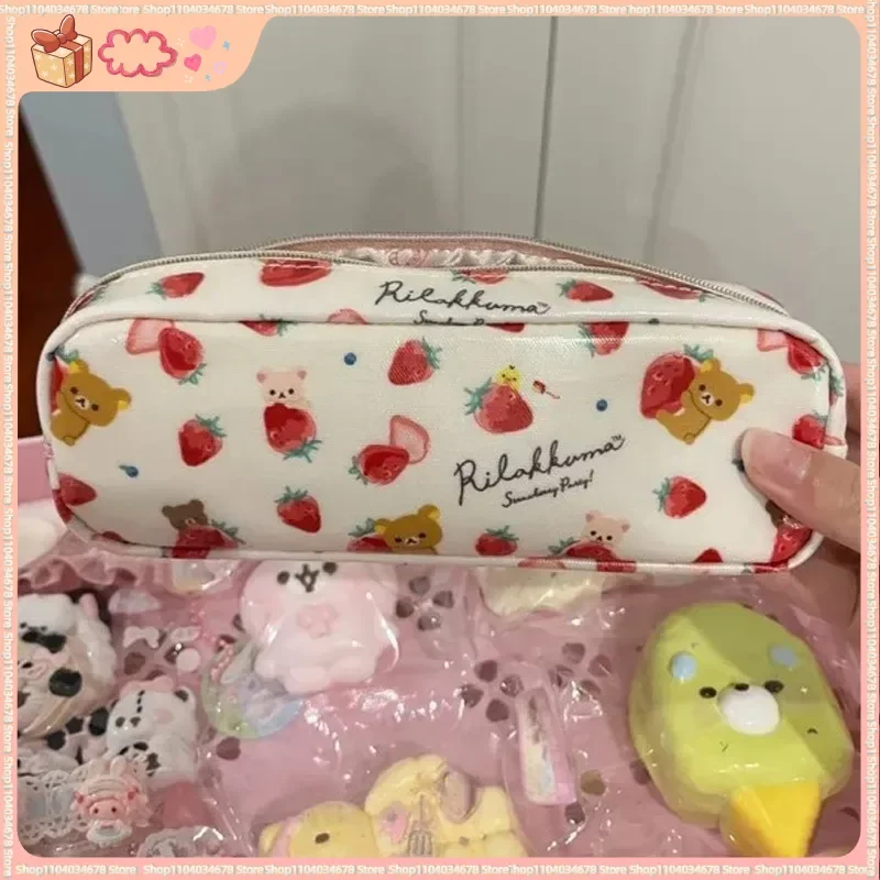 

Японский милый пенал Rilakkuma из серии «Клубника» для школьников, мультяшный пенал для хранения канцелярских принадлежностей, рождественский подарок