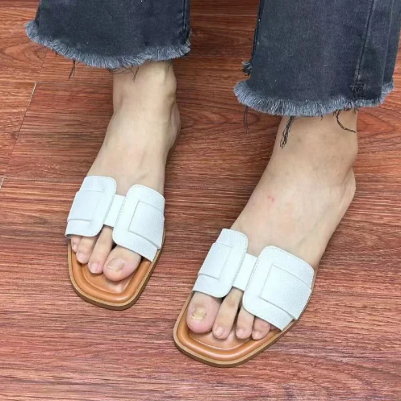 2024 Causal Women Slippers Flat Bottom Beach Shoes for Ladies Trend Brand Design Summer Outside Big Size Open Toe Female Slides