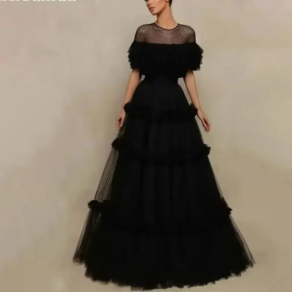 Abito da sera nero su misura Abito da sera formale da ballo con punto d'onda Abito da festa sexy con scollo a O in tulle A-line