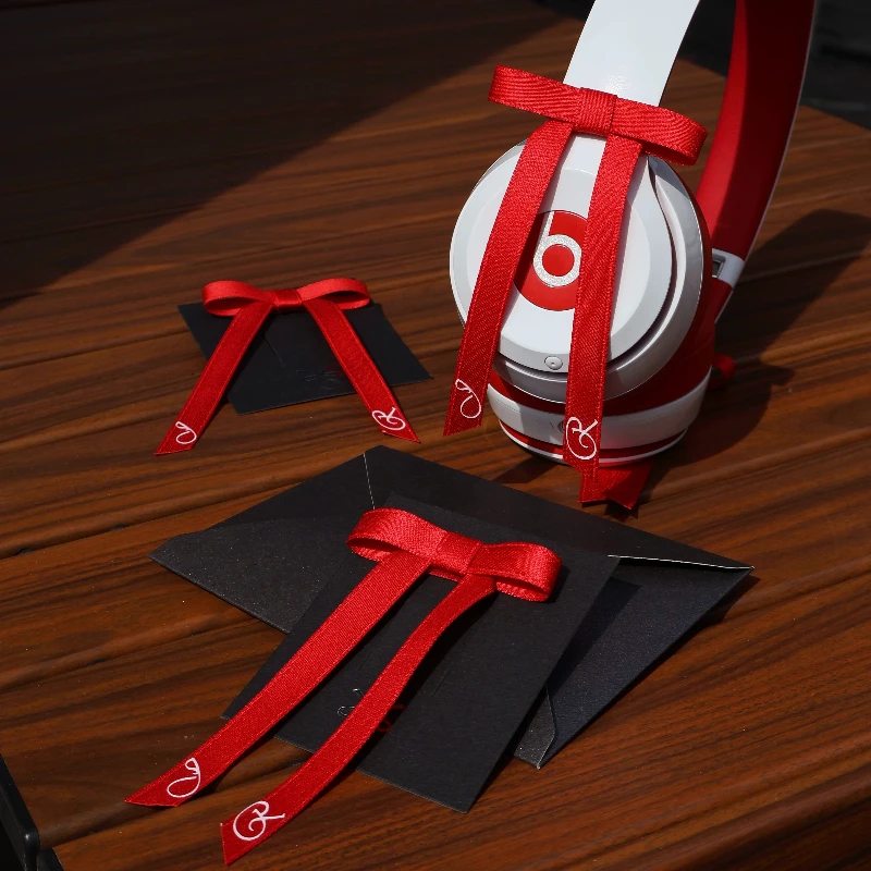 Red Bow Headphone Decoration Cute Ribbon Bow Accessory Suitable for Solo Studio Headphone Trend Decoration Gift for Friends