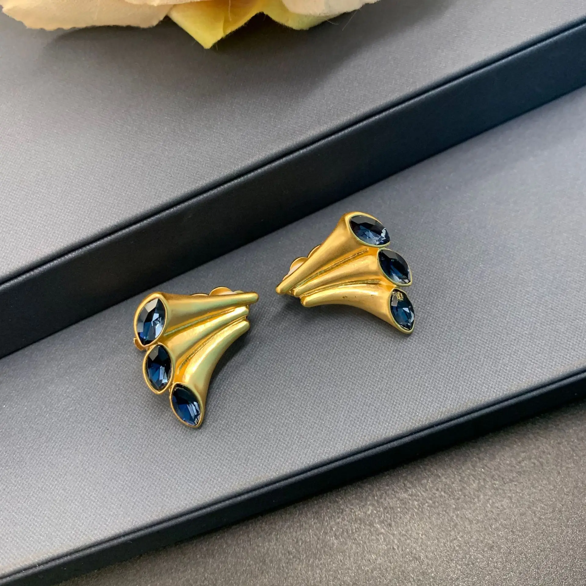 Vintage Blue Stone Wings Stud Earrings For Women Jewelry Runway Party T Show Fancy Trendy Boho INS Japan Korea