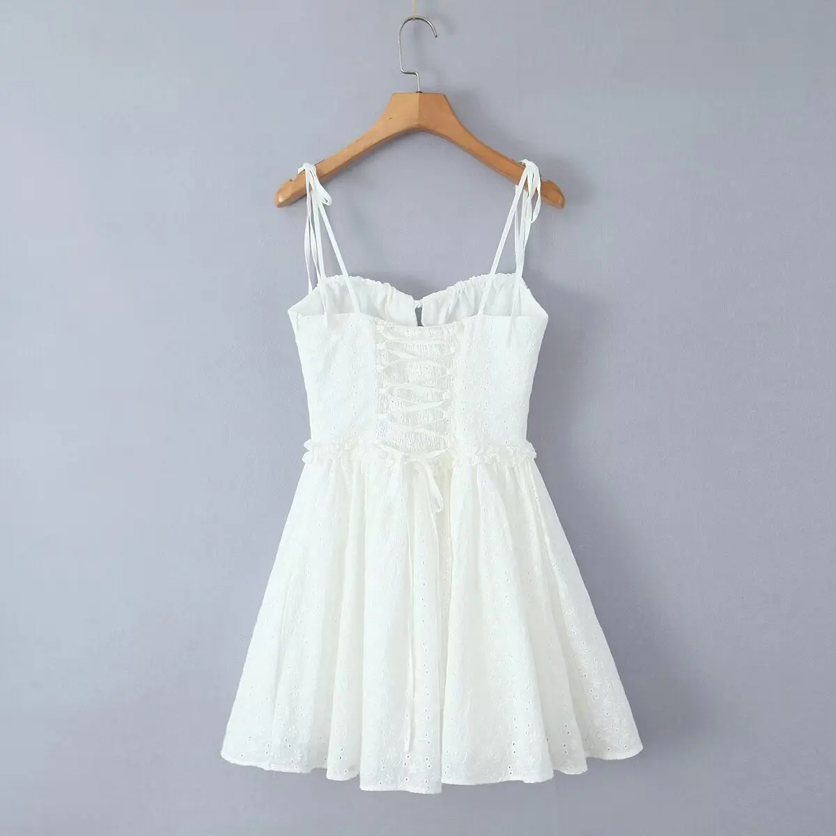 2024 Sexy White Hollow out Embroidery Lace Cotton Corset Style Bow Sling Dress Women V Low Chest Ball Gown Swing Mini Party Robe