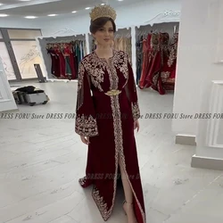 Luxury Dubai Kaftan Evening Dress Chic Gold Applique Velour Embroidery Moroccan Prom Party Gown With Cape Floor Length Marriage