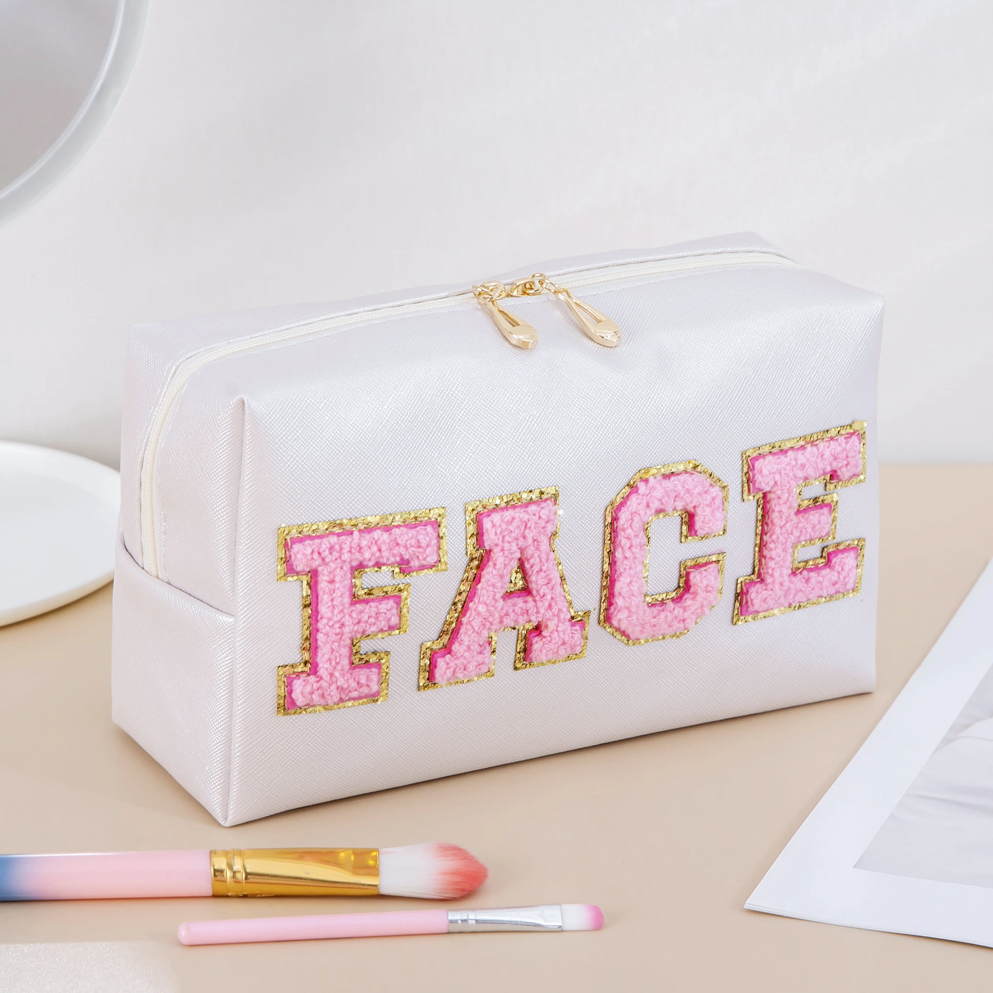 Cute Travel Chenille Varsity FACE Letter Makeup Bag Preppy Patch Cosmetic Pouch for Teens Girls Women Toiletry Storage Organizer