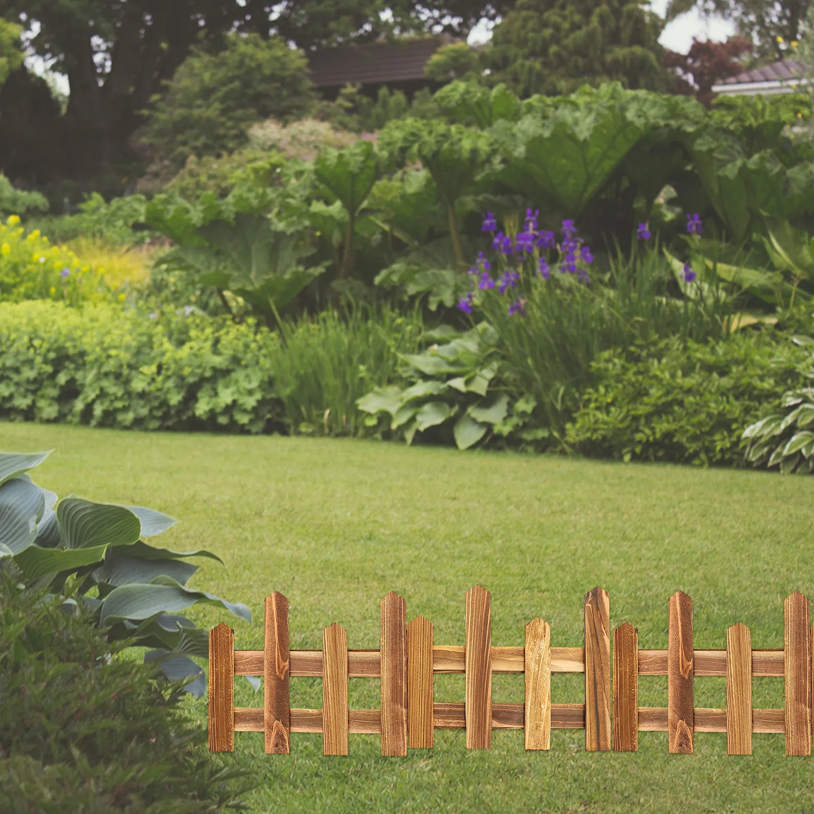 

Carbonized Outdoor Wood Garden Fence Simple Elegant Balcony Yard Decorative Fence for Landscape Garden Decor