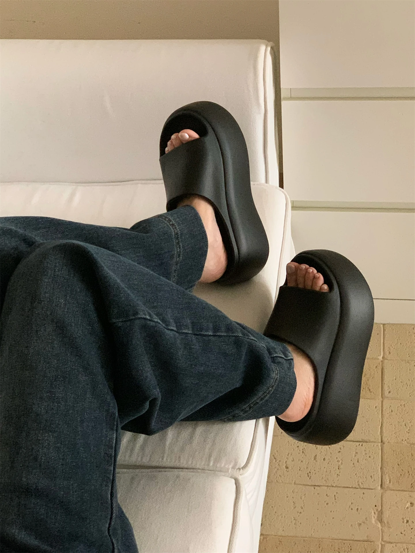 

Женские летние пляжные шлепанцы с тонкими ремешками, простые, универсальные, с поддержкой свода стопы, 8 см, нескользящие, для отпуска