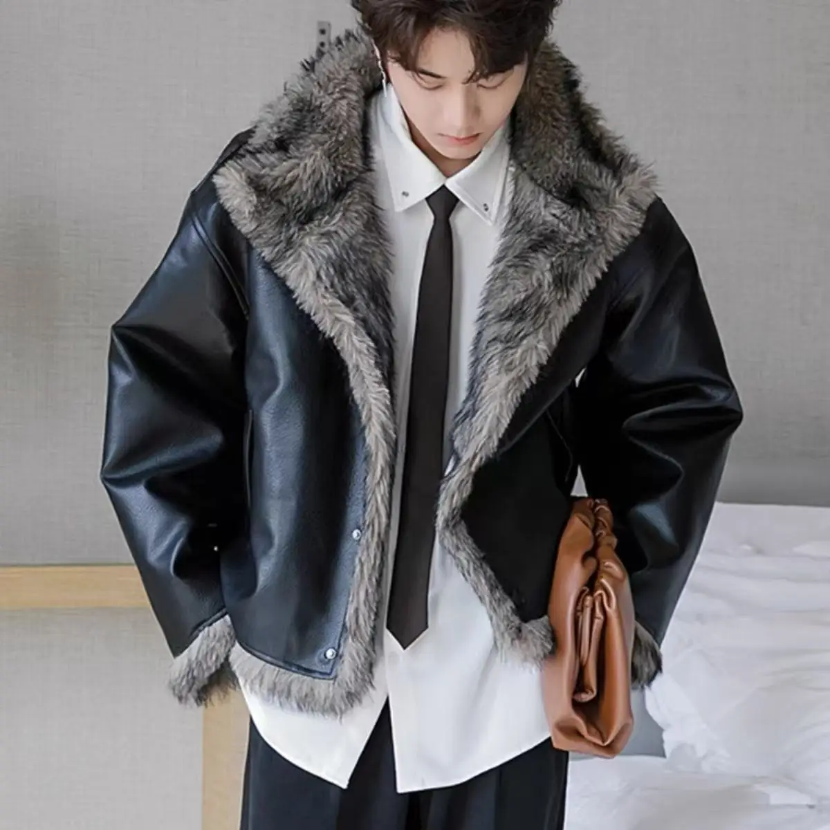 Trendy Cool PU Leather Coat Men's Wnter Thicken Velvet Overwear Motorbike Style Short Loose Warm Jacket Male Casual Overcoat