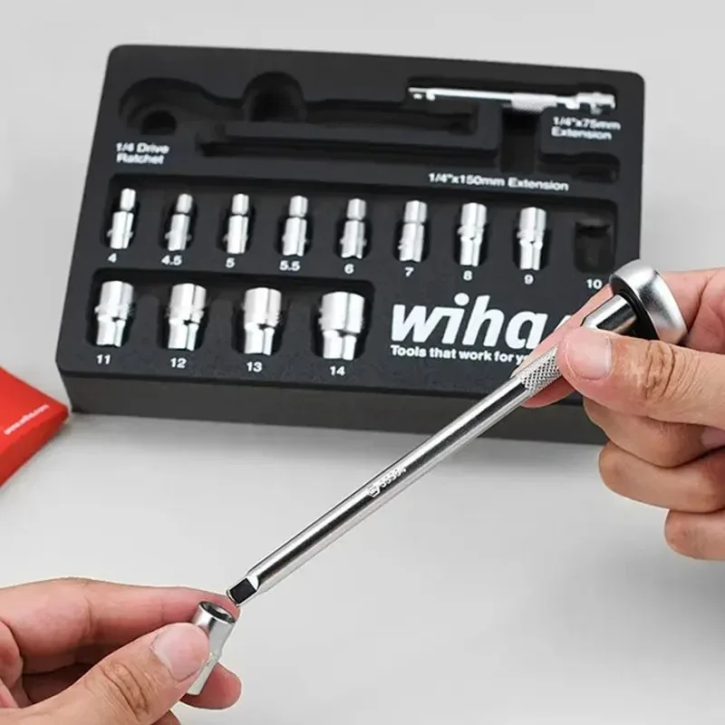 مجموعة مفاتيح ربط بسقاطة من WIHA 44683 مكونة من 16 قطعة مقاس 1/4 بوصة - 13 مقبسًا، وصلتان، 72 سنًا، تركيب احترافيًا