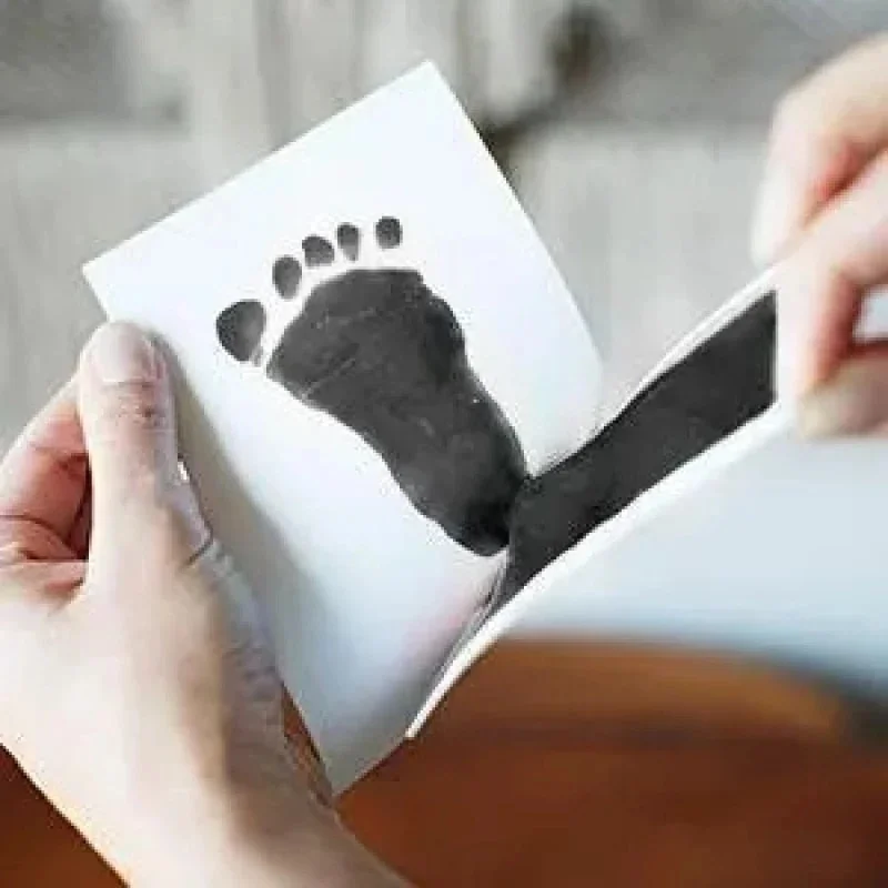1-2pcs Safe Non-toxic Baby Footprints Handprint No Touch Skin Inkless Ink Pads Kits for 0-6 months Newborn Paw Prints Souvenir