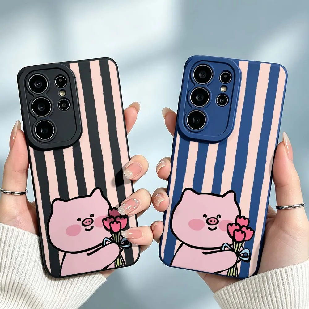 Cartoon Pig Holding Flowers Cover For Samsung Galaxy S26 S25 S24 S23 S22 S21 A55 A54 A35 A15 Ultra FE Plus Phone Case