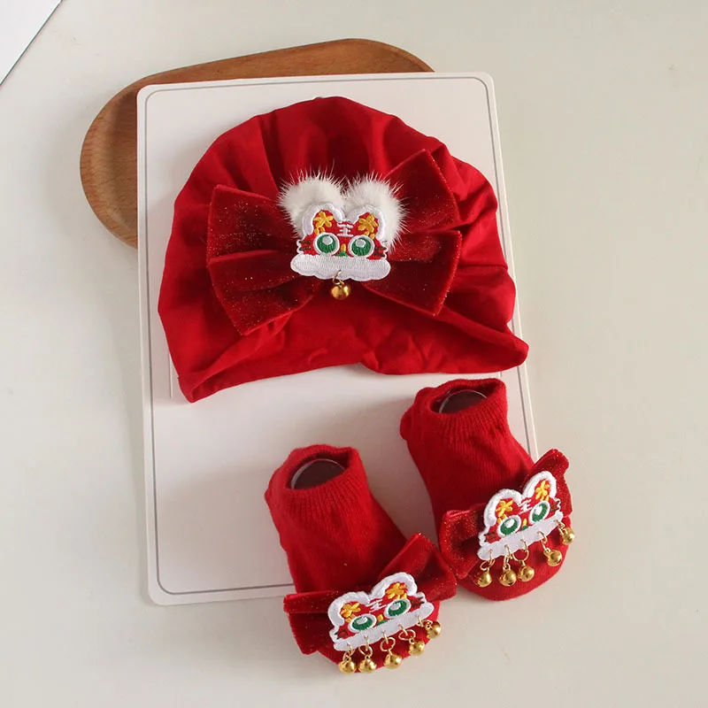 0-12 Months Newborn Cute Red Tiger\'s Head Hat Baby Socks Combination Set Warm Cotton Winter Full Moon New Year Red Fetal Hat