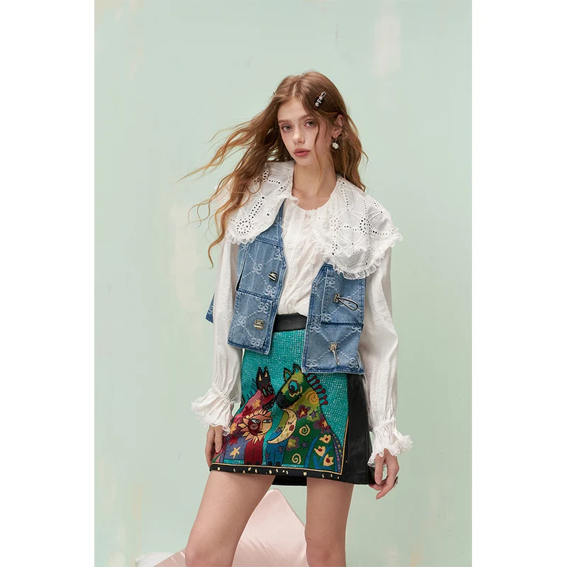 ELFSACK Women Denim Vest with Bow Embroidery, Crop Top Streetwear Safety Pin Front Closure, Trendy Denim Jacket Vest