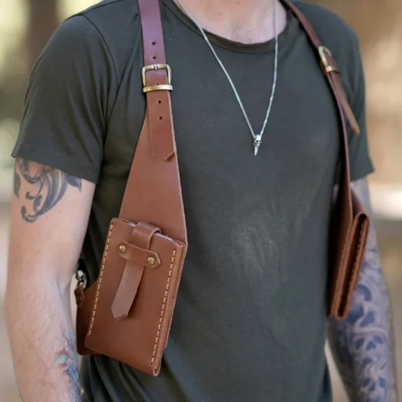 

Medieval Vintage Leather Underarm Steampunk Phone Bag Adjustable Multifunctional Shoulder Bag Cosplay Travel Bag Accessories