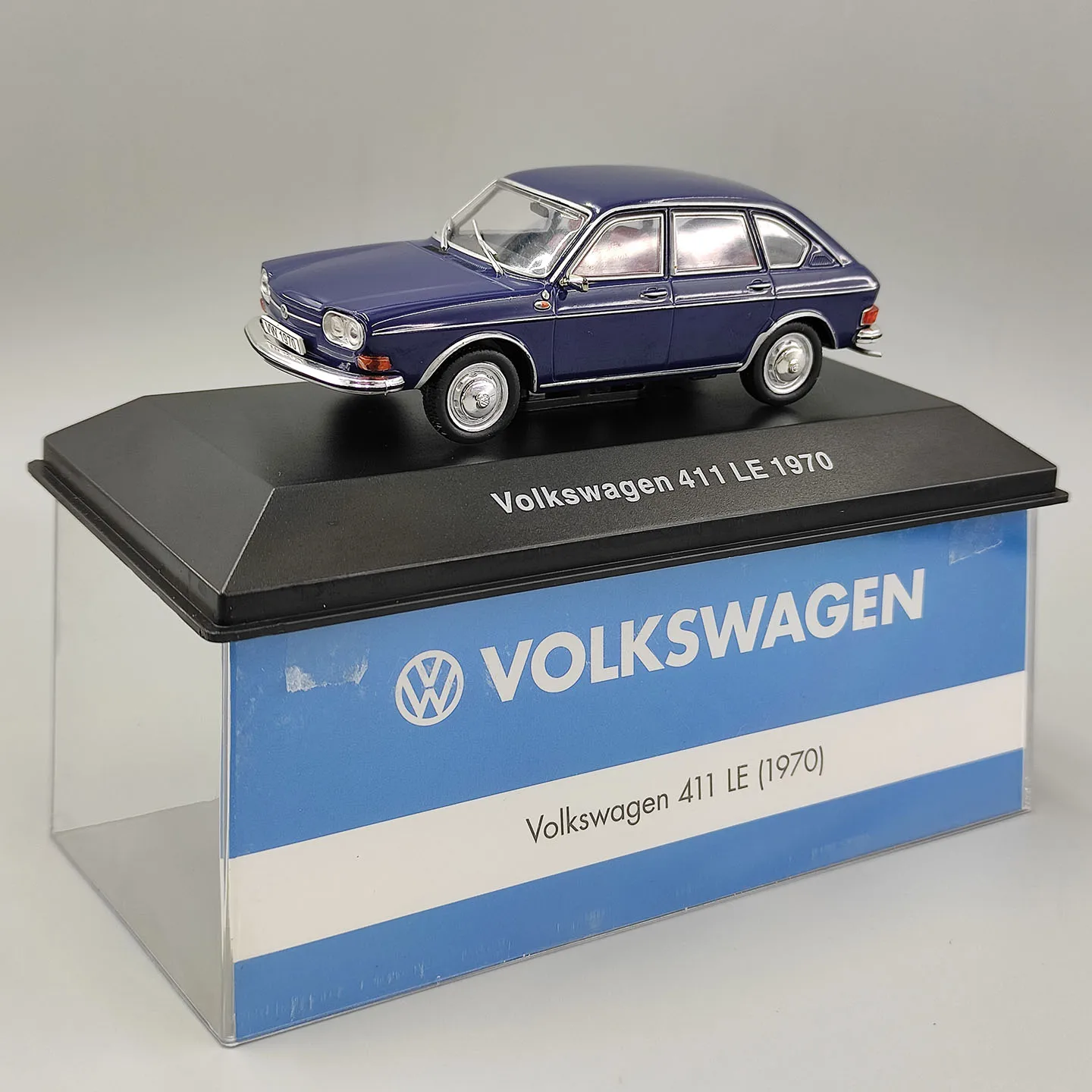 modele-de-voiture-en-alliage-vw-411-le-1970-a-l'echelle-1-43