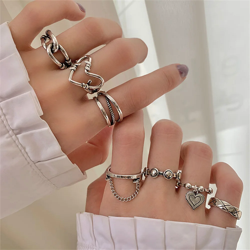 7pcs/set Fashion Heart Chain Ring Set For Women Metal Silver Color Geometric Hollow Finger Ring Trendy Jewelry Gifts 2023