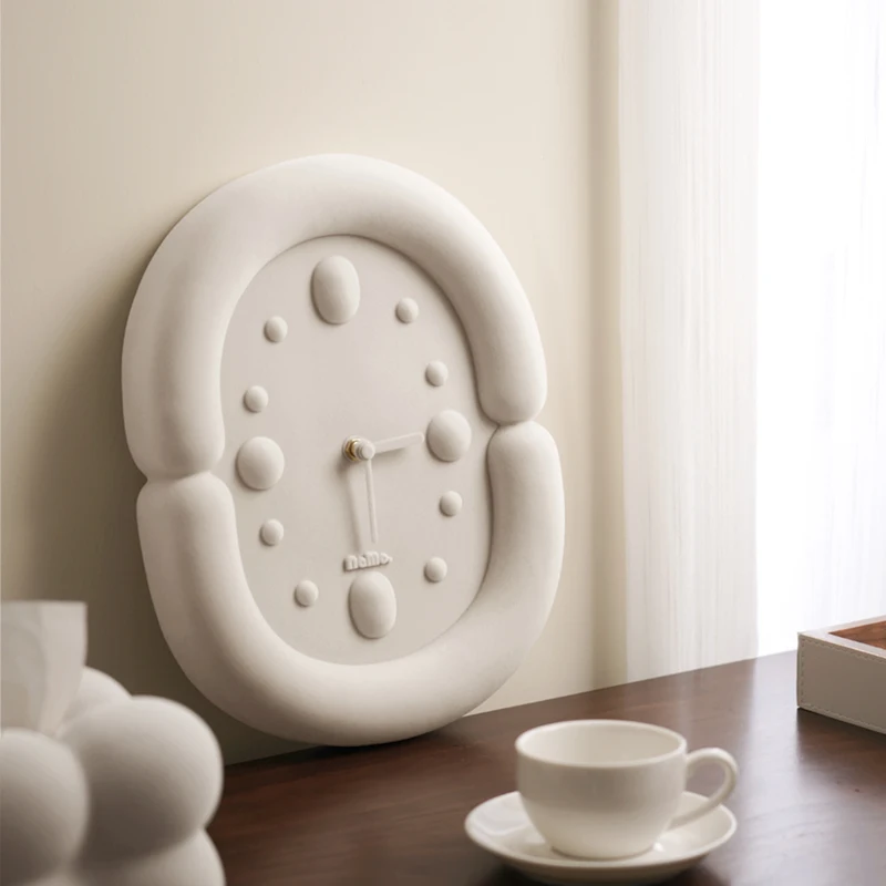 Silent Aesthetic Wa…