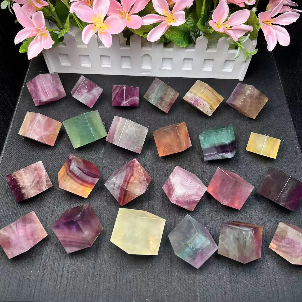 Natural Candy Fluorite Crystal Cube For Fengshui Home Office Decoration Gift