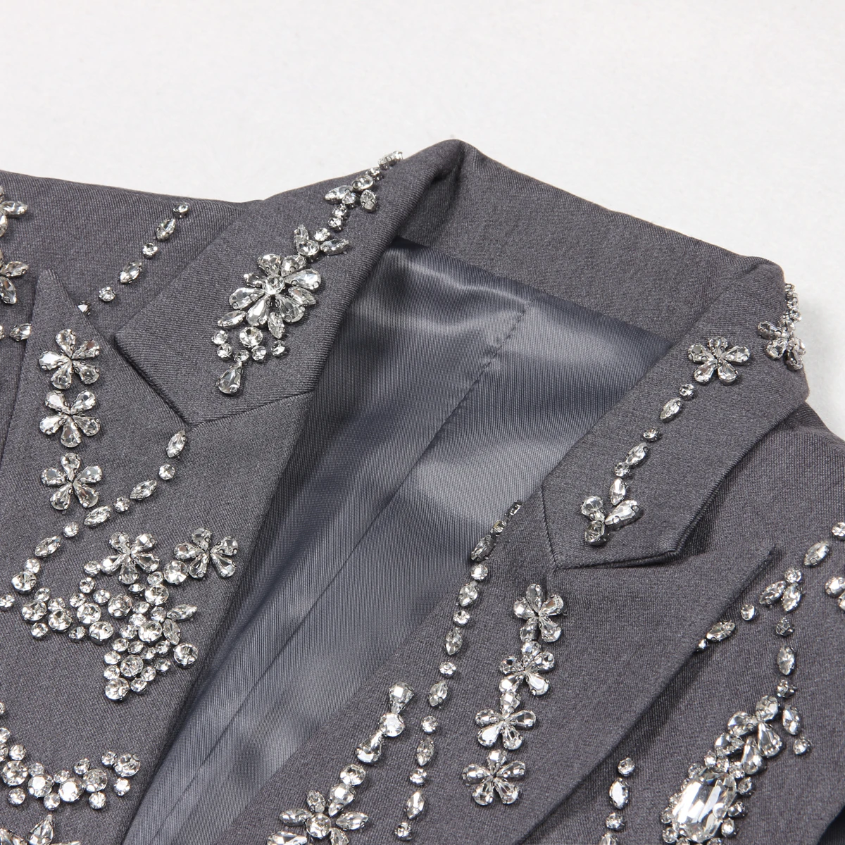 2455 Summer New Women's Sleeveless Vest, Fashionable High-End Elegant Top With Heavy-Duty Rhinestone Embellishment