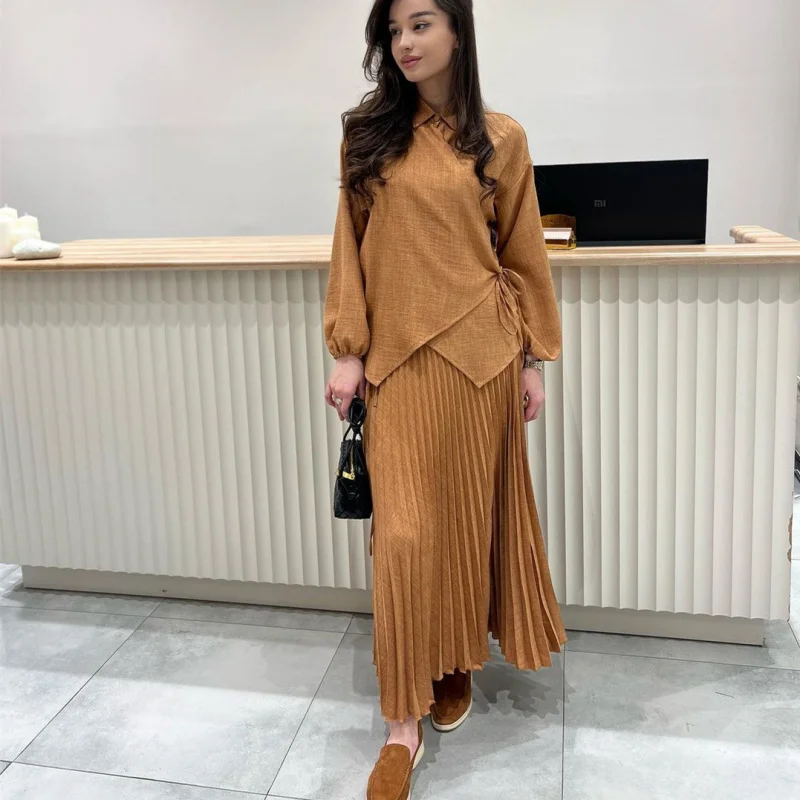 2024 Mode Bescheiden Tweedelige Outfits Vrouwen Moslim Onregelmatig Design Shirts Veterpakken Lente Zomer Dames Set Met Rok